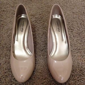 Women's Comfort Plus Nude Patent Karmen Heels